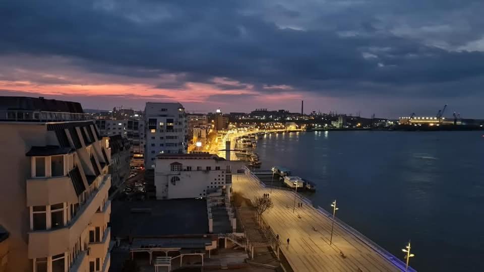Diana Sunshine Apartment Tulcea Buitenkant foto